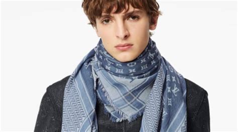 Louis Vuitton pulls 5 blue and white 'keffiyeh stole' after 